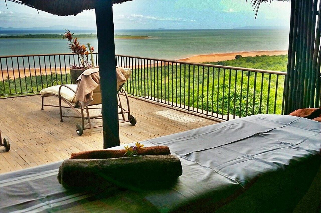 Bumi Hills Safari Lodge Eksteriør bilde